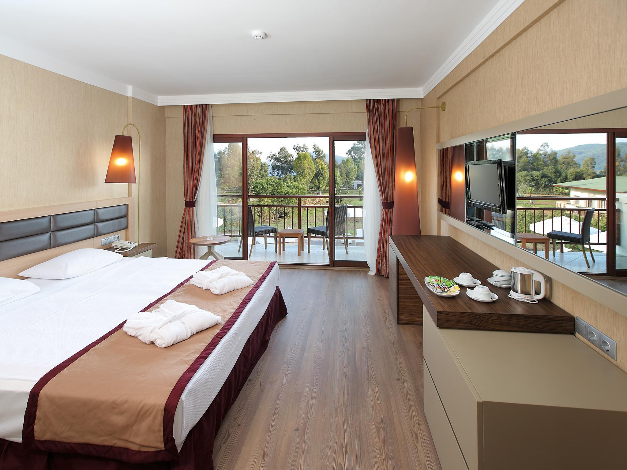 Marmaris Resort & Spa Hotel Экстерьер фото